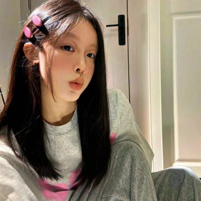 独女君未见第二季 海报